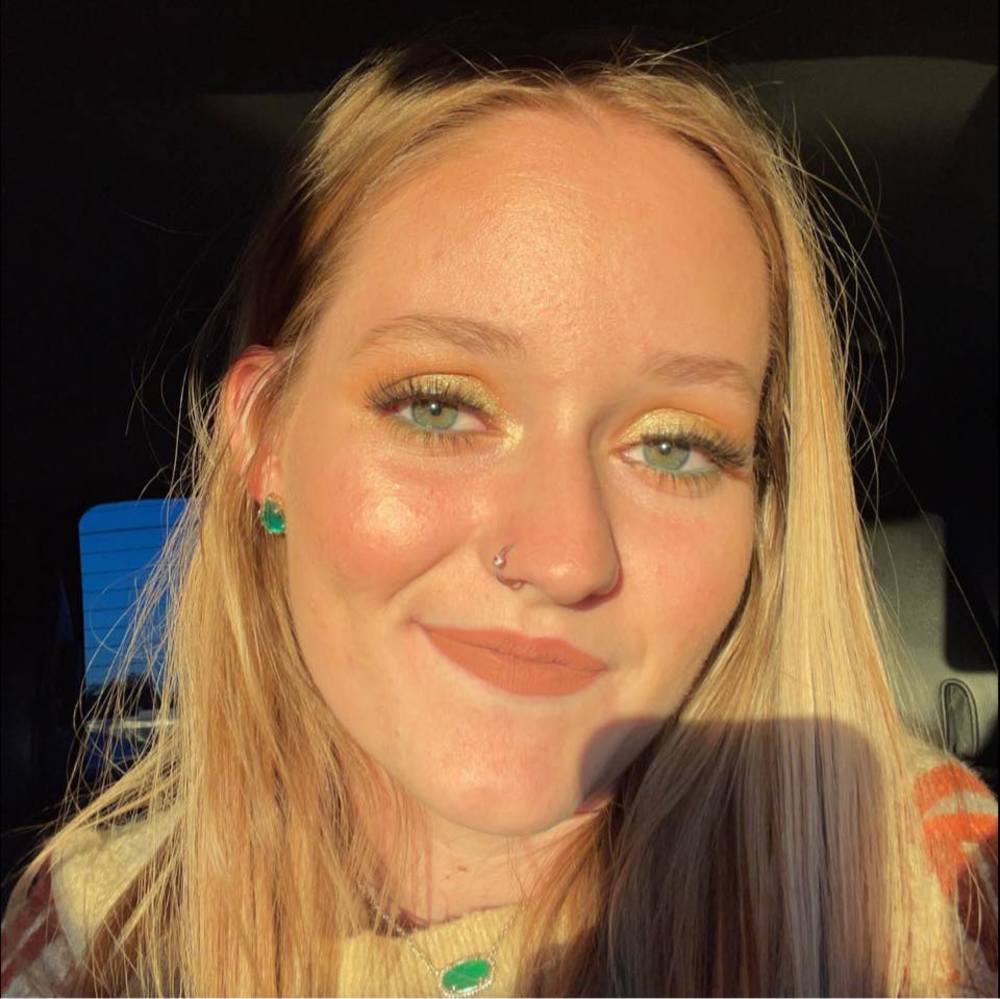 Meet your Posher, Reagan